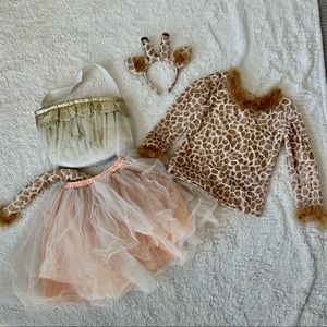 Pottery Barn Kids Halloween giraffe costume. In great shape! Size 7-8 girls.